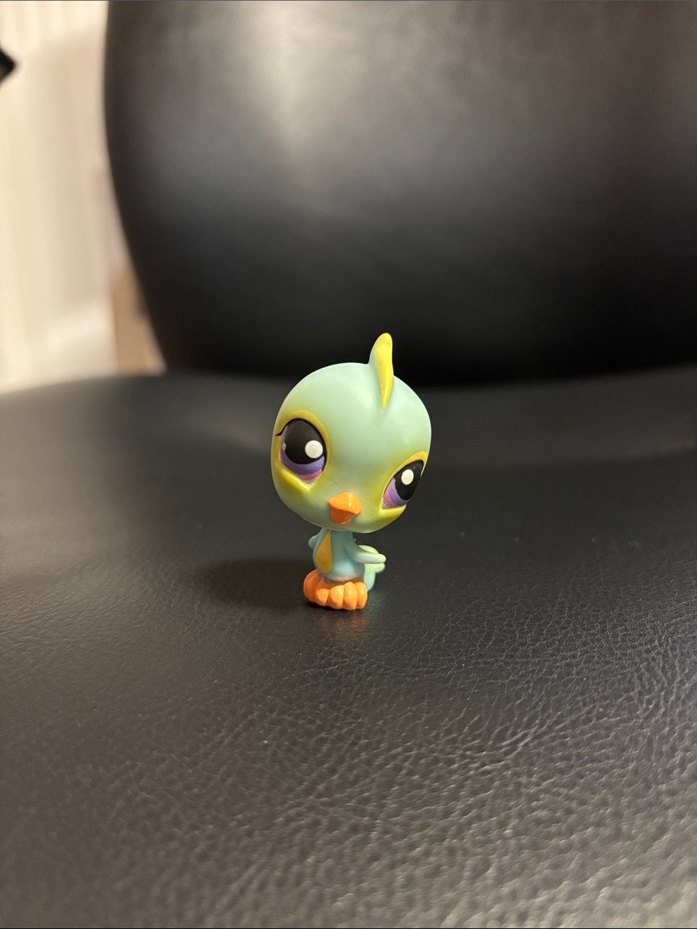 Littlest Pet Shop LPS #123 Blue and Yellow Parakeet